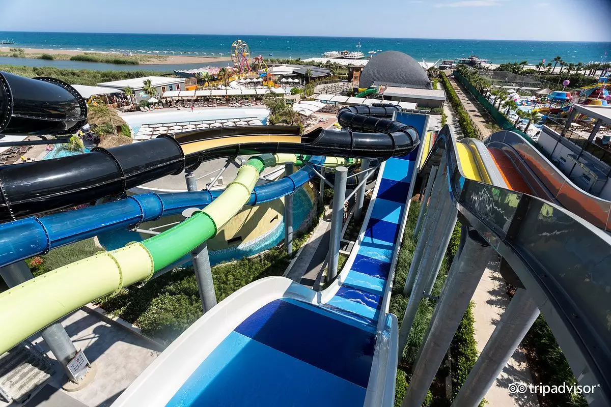 پارک آبی هتل آدالیا الیت آنتالیا